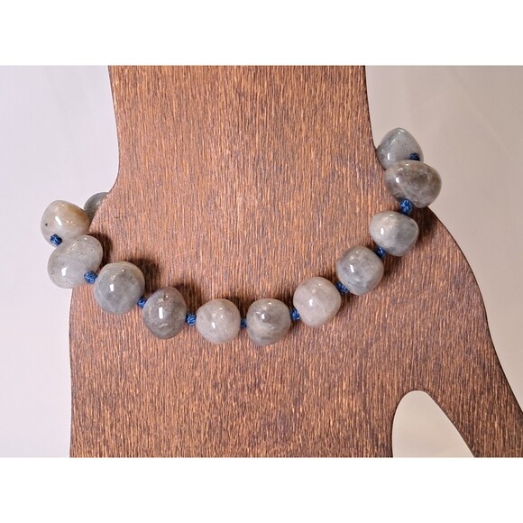 Peyote Multicolor Gray Tones Gemstones 7.75" Bracelet Silver Hammered Charm NWT - Picture 2 of 9
